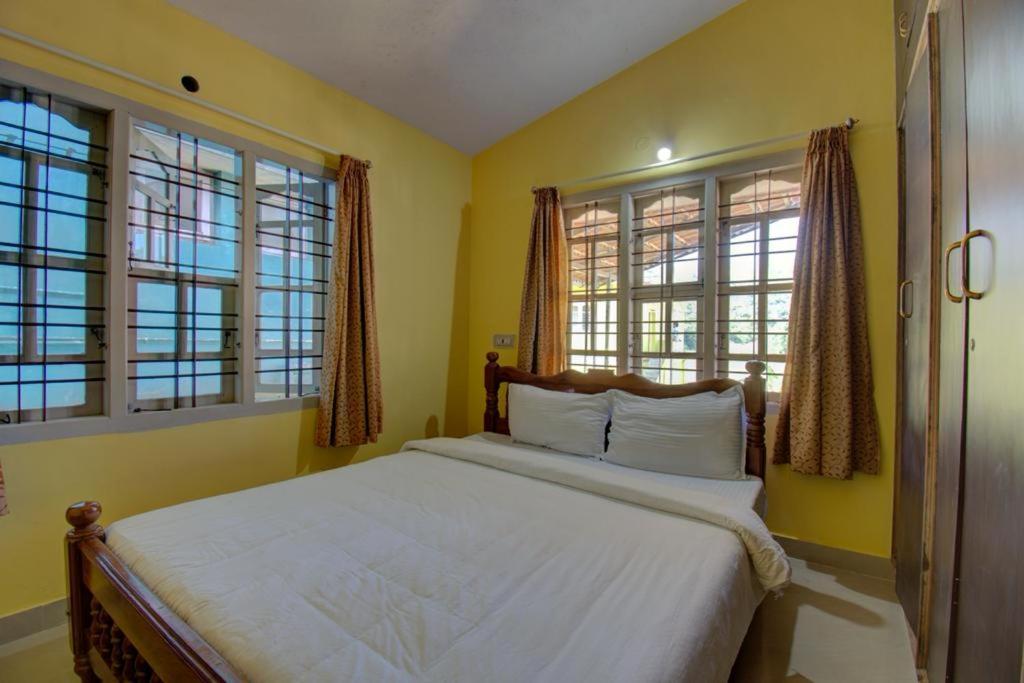 Green Land Estate Homestay 5 Rooms With Garden View Madikeri Exterior foto